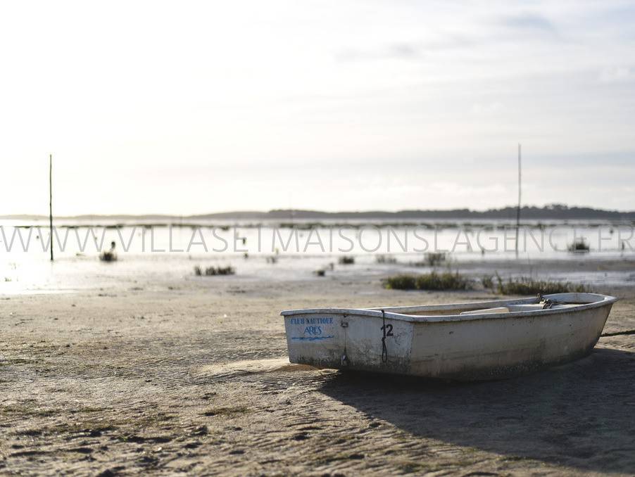 quelle agence immobilière locale pour acheter une maison à rénover à Arès sur le Bassin d'Arcachon